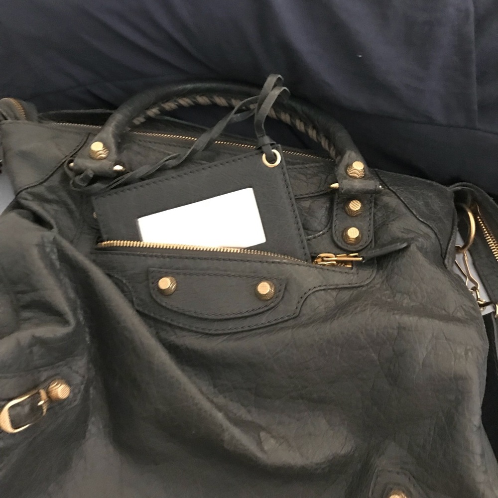Balenciaga - Picture 4 of 8